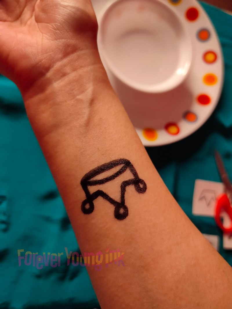 How to Make Temporary Tattoo without Perfume?